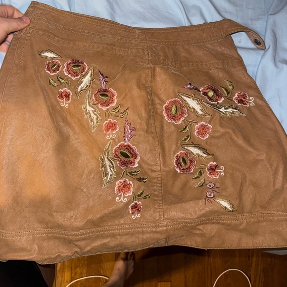 FREE PEOPLE Alanis Moto Mini Skirt Size 6 Embroidered Boho Western Cowgirl - Picture 5 of 9